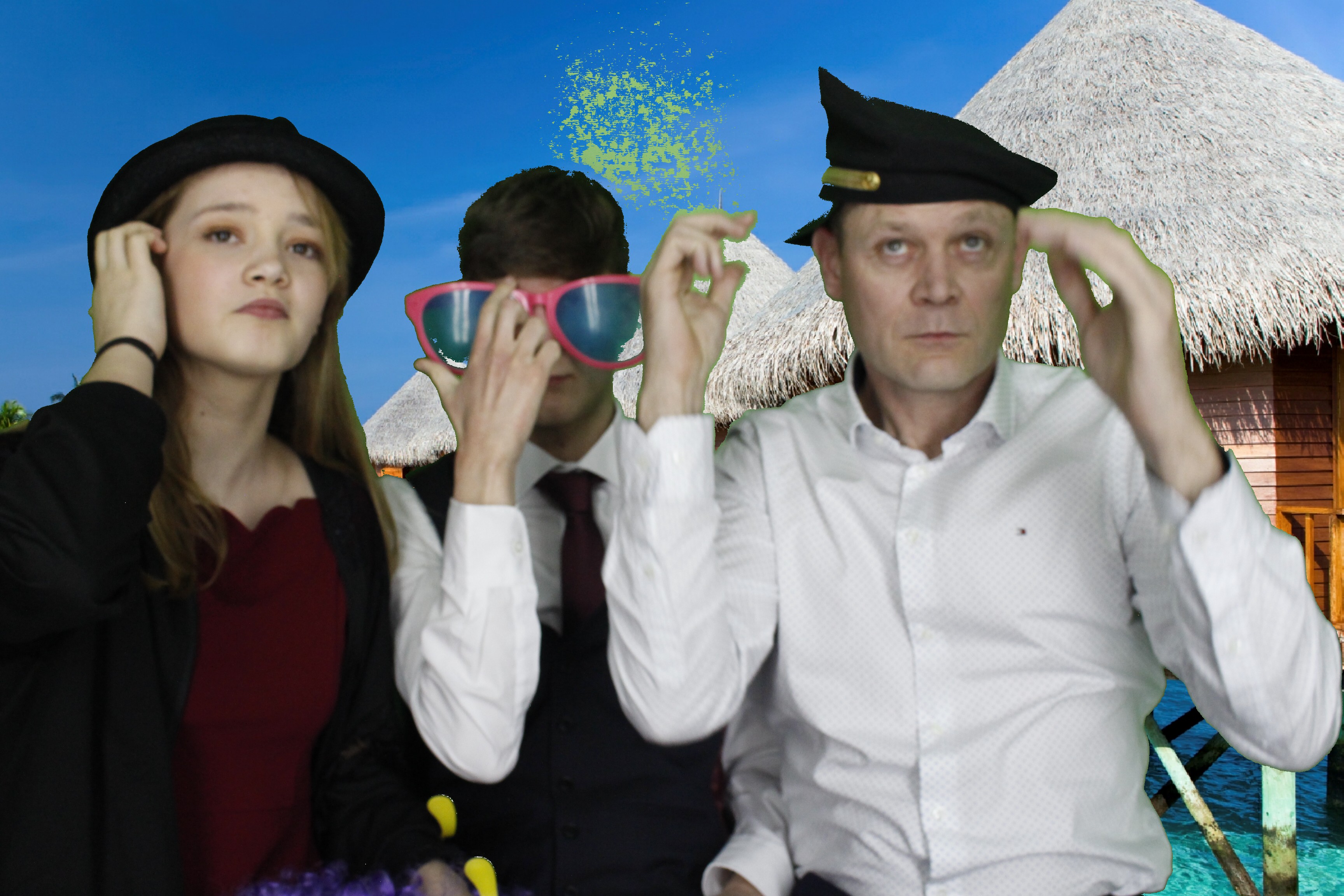 Mr & Mrs Mills | View more photos from the event at gallery.myphotoboothexperience.co.uk/u/MyPhotoBoothExperienceLtd/Mr-Mrs-Mills